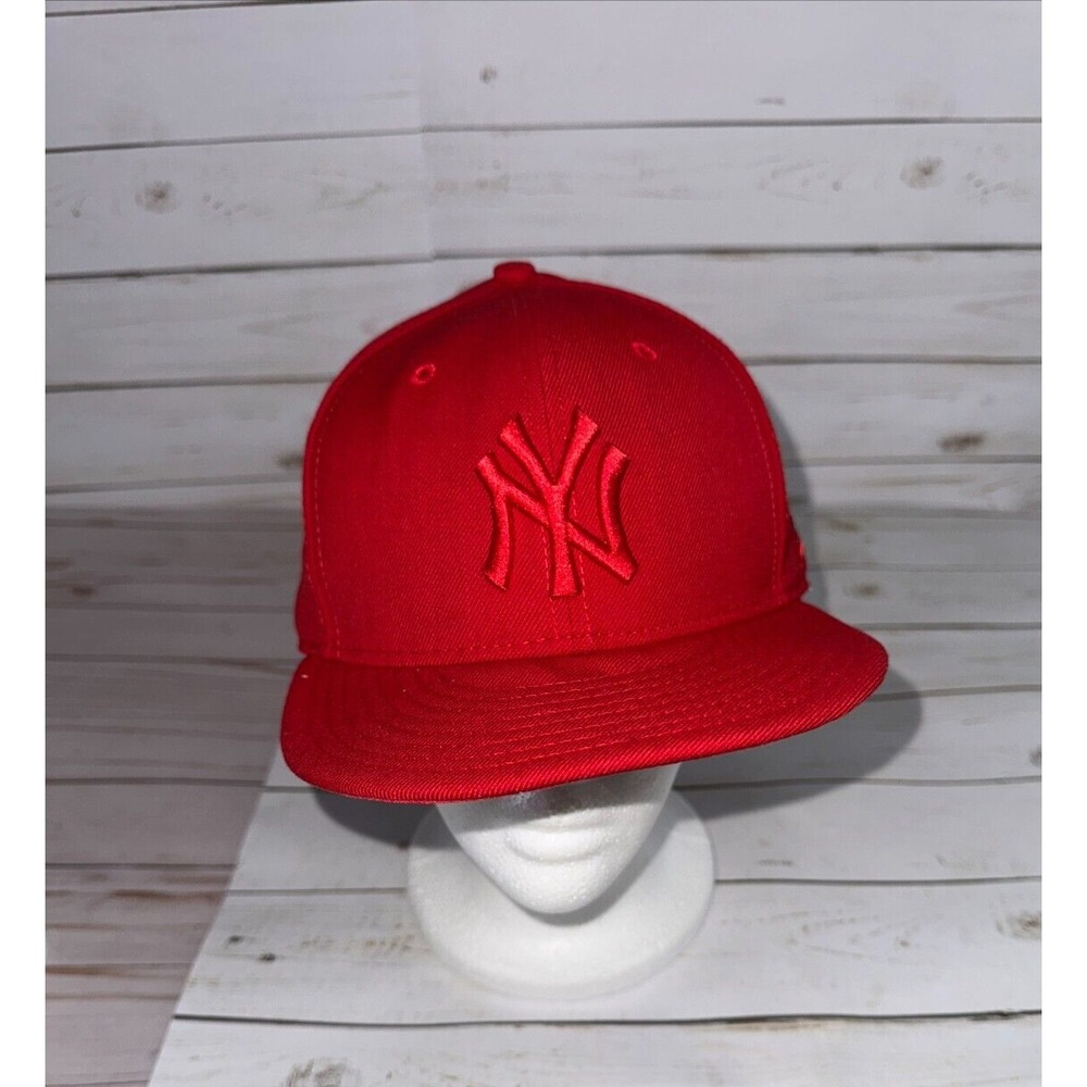 New Era Baseball Cap Men's Red New York Yankees MLB Authentic Collection 6 Panel